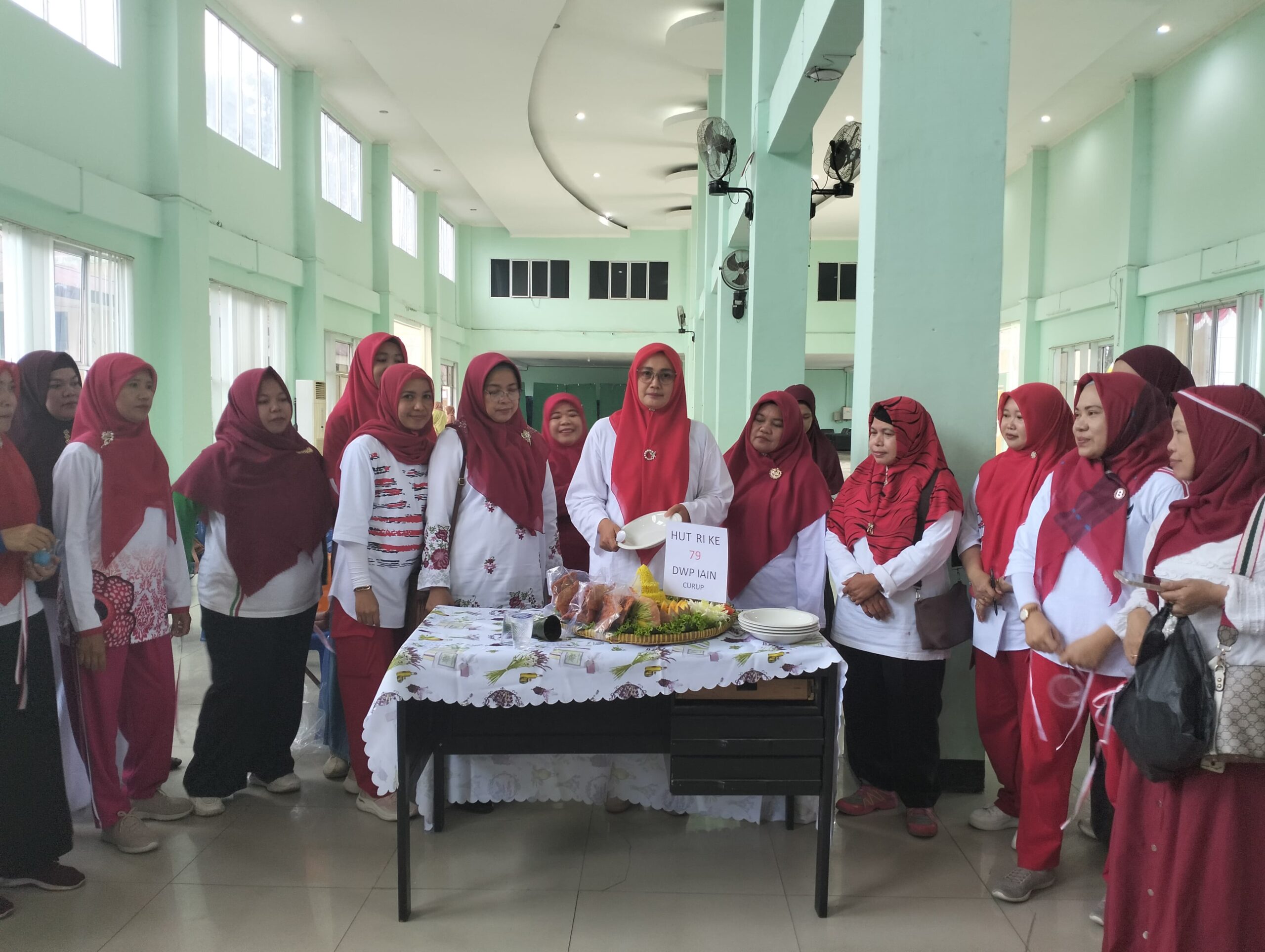 Semarak Kemerdekaan Ke-79 Dharma Wanita Persatuan IAIN Curup " Ayo, uji kemampuan dan Rayakan kemerdekaan"