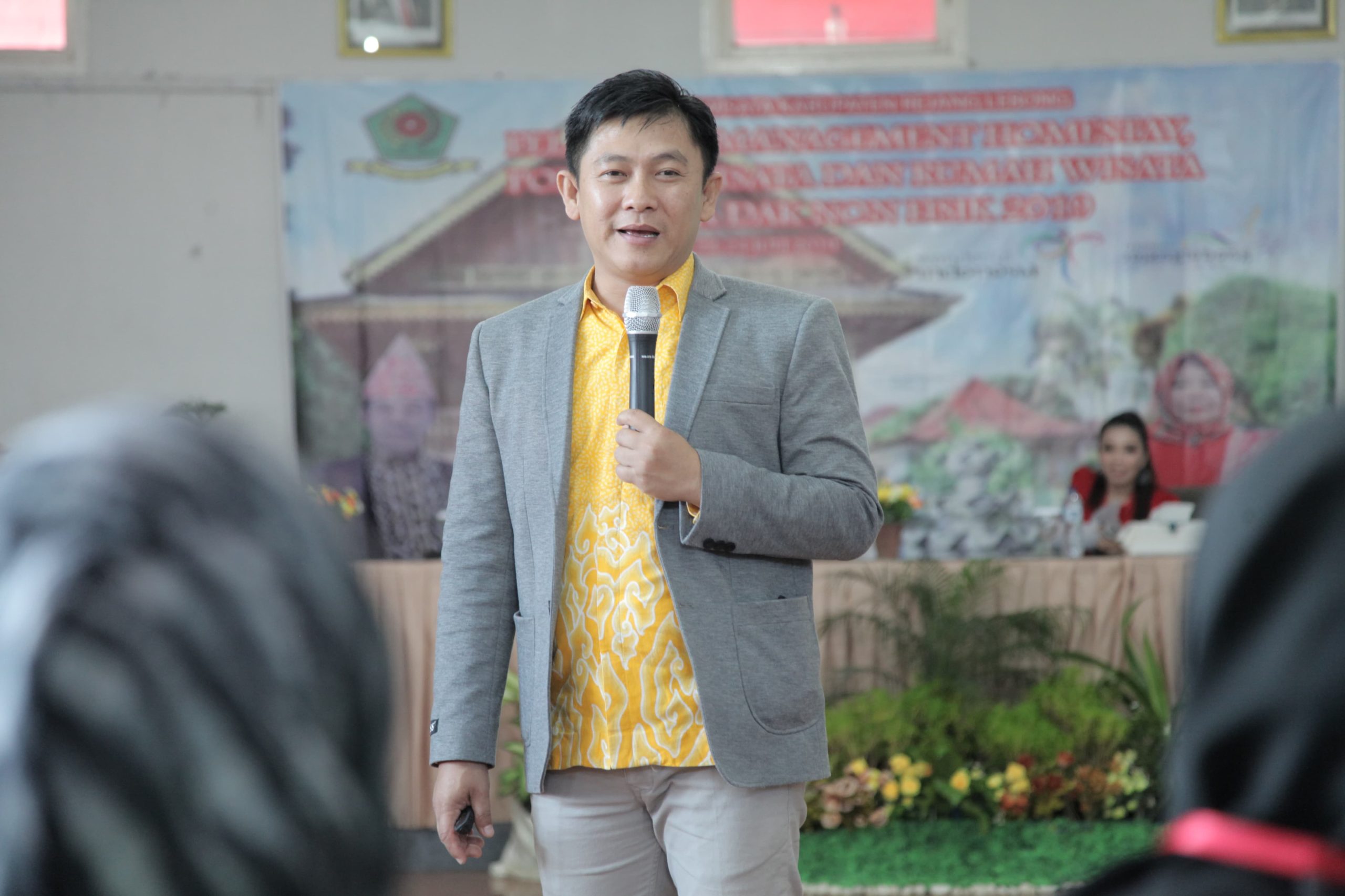 Penyelenggaraan Haji 2025: Langkah Strategis Menteri Agama untuk Memberikan Kenyamanan dan Aksesibilitas Lebih Baik, Menurut Rektor IAIN Curup, Prof. Dr. Idi Warsah, M.Pd.I