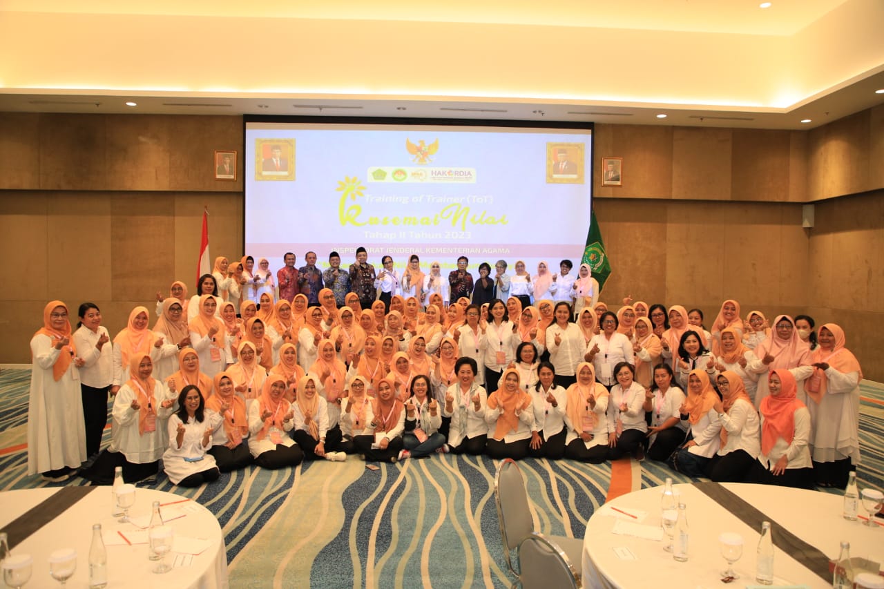 Ketua DWP IAIN Curup Hadiri Training of Trainer "Kusemai Nilai" Tahap II untuk Pencegahan Korupsi
