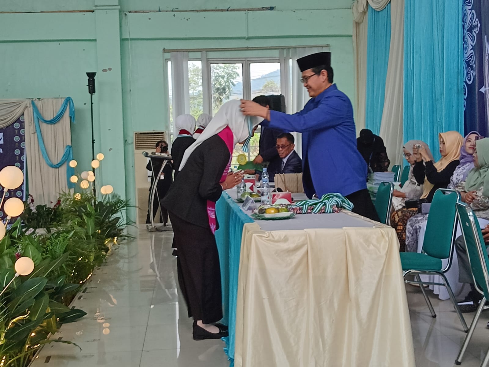Fakultas Tarbiyah IAIN Curup Cetak 482 "Cahaya Umat": Yudisium Angkatan V Lahirkan Pendidik Profesional dan Siap Berkompetisi